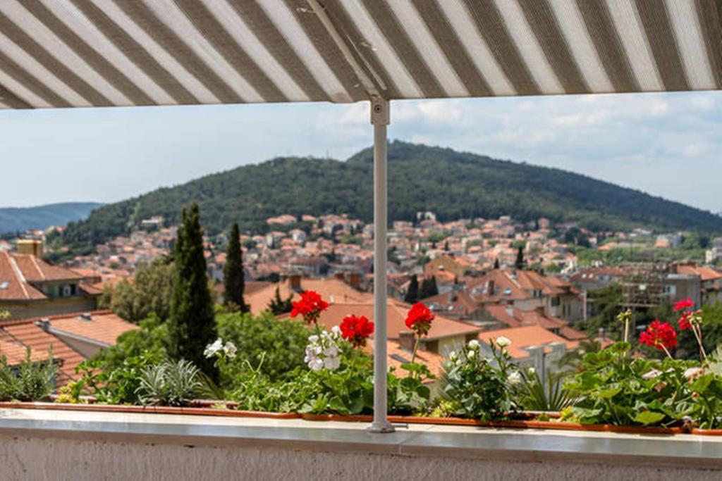 Apartment Palm Penthouse Terrace Split Bagian luar foto